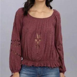 FREE PEOPLE XS Jewel Eyelet Peasant Top Long Sleeve Off Shoulder Purple Mauve